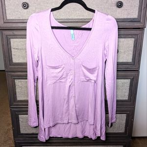 Lilac High Low V Neck Long Sleeve Top